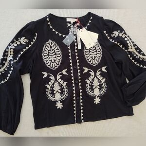 NWt Solitaire ▪️Black-Linen Blouse with White Embroidery 🪡~ Size: MED